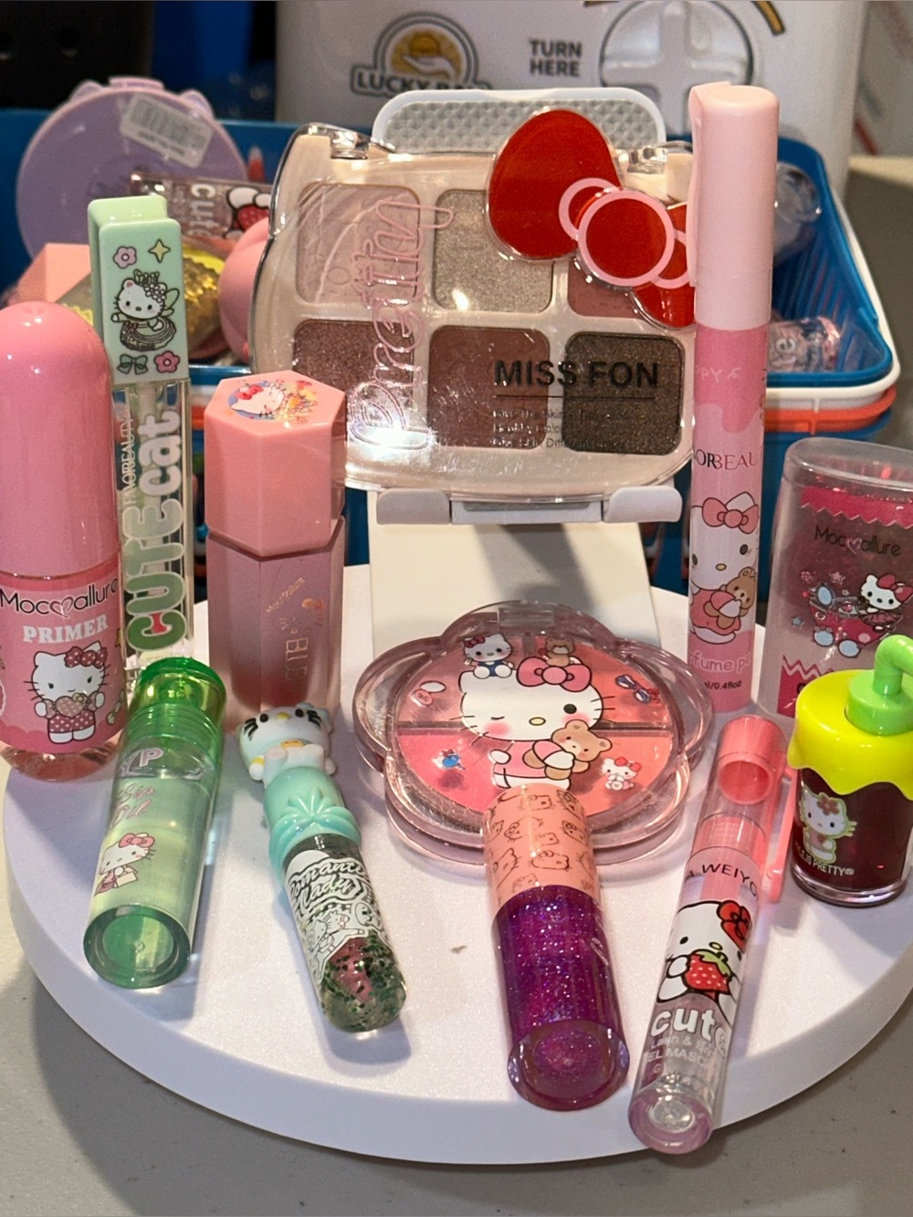 HK Lip & Eye Makeup Set